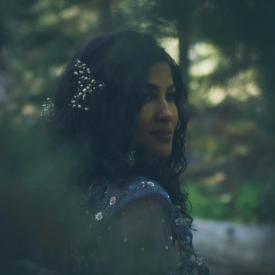 Vidya Vox Kaadhal Thozhi