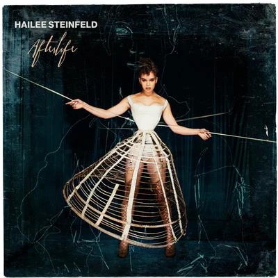 Hailee Steinfeld Afterlife (Dickinson)