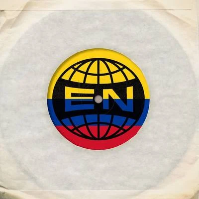 Arcade Fire Everything Now (Todo Ya) (Remix por Bomba Estéreo)