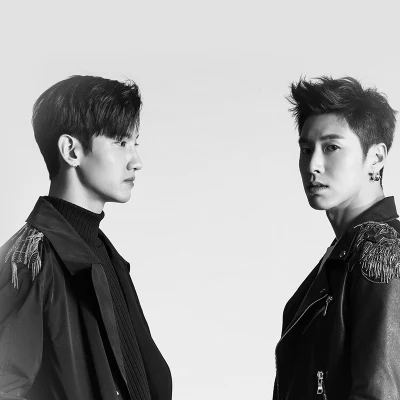 東方神起 왜 (Keep Your Head Down) REPACKAGE `이것만은 알고 가`