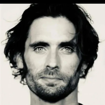 歌手 Tyson Ritter