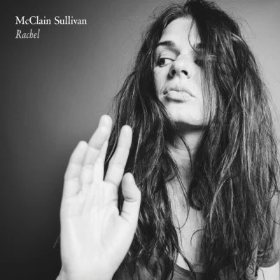 歌手 McClain Sullivan