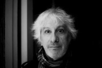 歌手 Lee Ranaldo