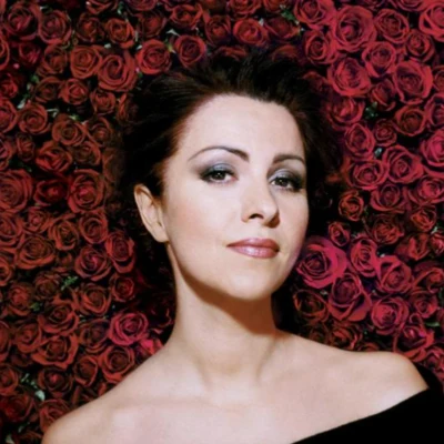 歌手 Angela GheorghiuRoberto AlagnaOrchester der Deutschen Oper BerlinAlberto Veronesi