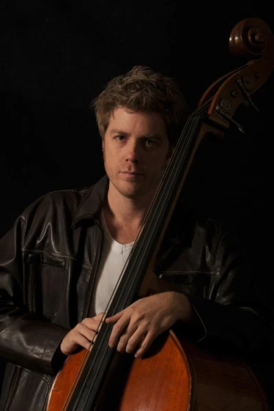 歌手 Kyle Eastwood