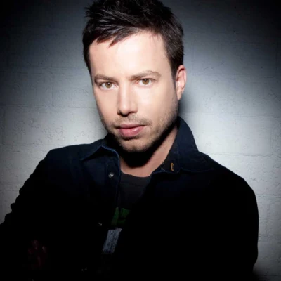 歌手 Sander Van DoornCarol Lee