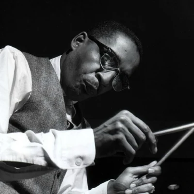 歌手 Milt Jackson