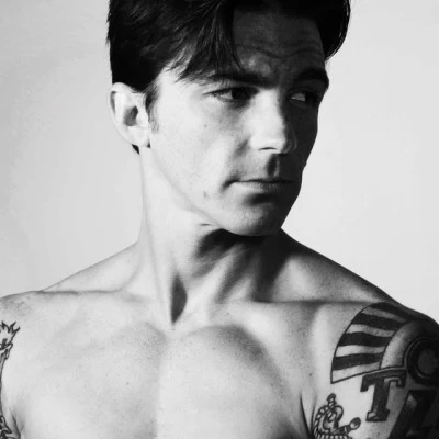 Drake Bell/Mike Taylor First Thing in the Morning