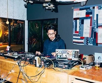 TOSHIKI HAYASHI (%C) Get on the groove