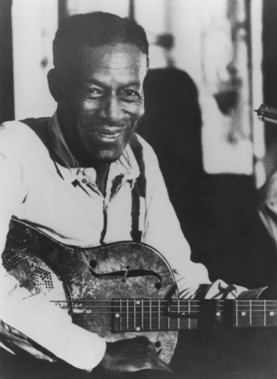 Son House/Slim Harpo/Guitar Slim/Earl King/Henry Mancini/Jimmy Reed Before Jimi Hendrix - 45 Songs That Inspired and Informed the Career of the Worlds Greatest Guitarist Who Turned the Blues Electric