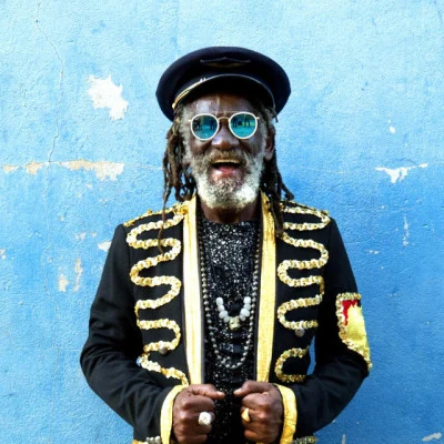 歌手 Winston McAnuff