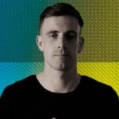 歌手 Bryan Kearney