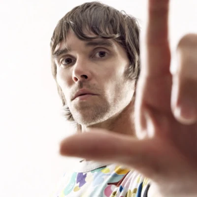 歌手 Ian Brown