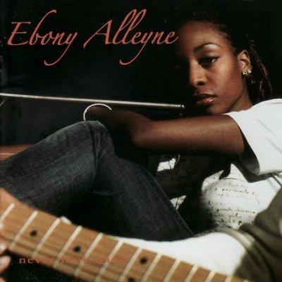 歌手 Ebony Alleyne