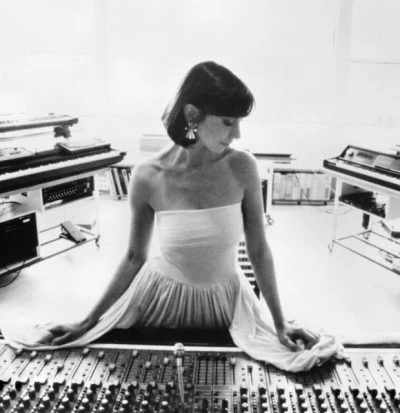 歌手 Suzanne Ciani